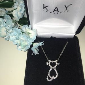 Adorable Kay Jewelers cat necklace😻